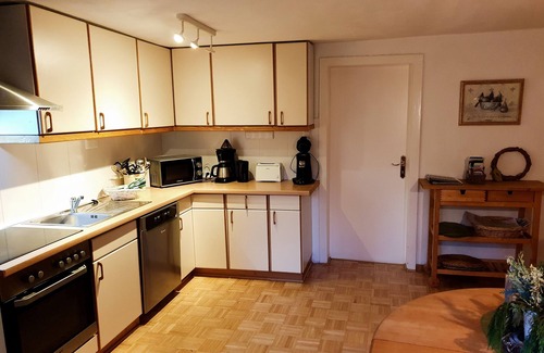 Reichshof Apartment | Charming 3-Star Apartment in Scenic Garden Retreat