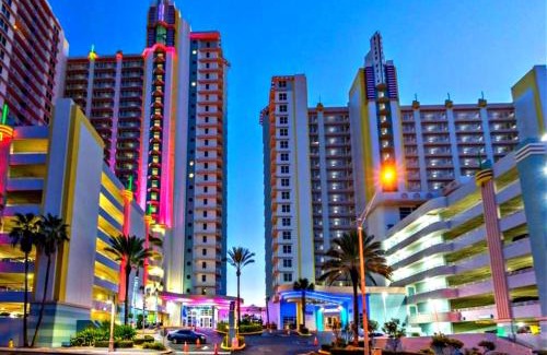 Daytona Beach Apartment | Discover Oceanfront Bliss at Wyndham Ocean Walk Resort