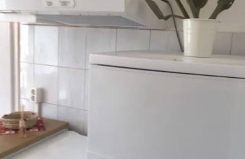 Mark Landin Apartment | Enjoy a Scenic Countryside Vacation with Kitchen Amenities