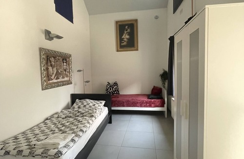 Linnich Apartment | Delightful Countryside Retreat: Pet & Child Friendly Stays