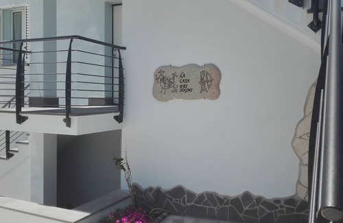 Portoscuso House | Dreamy Vacation Stay with Breakfast & Family-Friendly Comfort