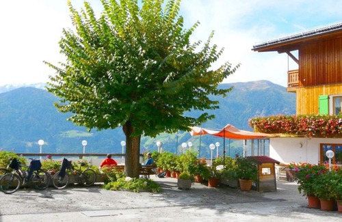 Sluderno Apartment | Nature Retreat: Scenic Hiking in Mountain Oasis