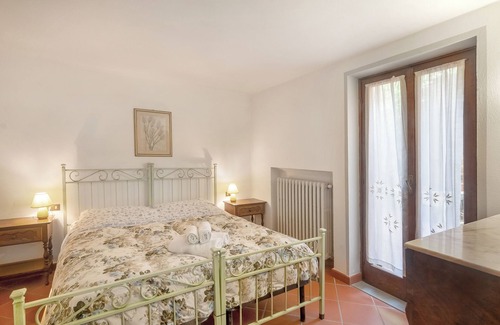 Castelfranco Piandisco Other | Guest Rated 10/10: Apartment 'La Tavernetta' with Pool