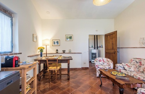 Ponte di Gabbiano House | Relax in "Limonaia": Pool, Garden & Wi-Fi for Your Getaway