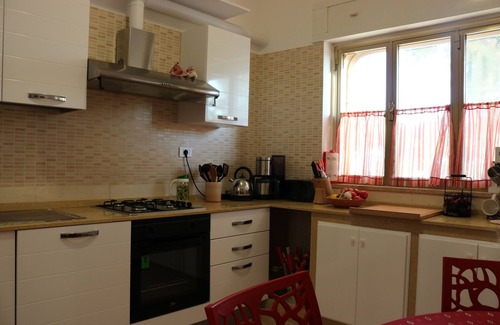 San Pietro in Bevagna House | Serene Vacation Home with Garden, Near the Sea - Rated 9.6