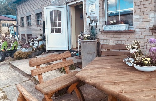 Rieben Condo | Relax at Our Idyllic Pasture Farm Retreat with Ocean Views
