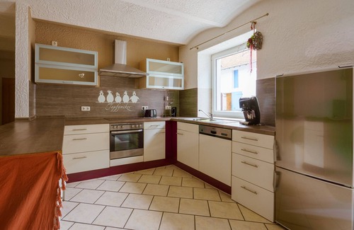 Geich-Obergeich Condo | Discover Riding Stables: Family-Friendly Getaway Awaits