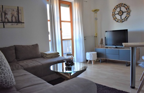 Silberberg Apartment | Sunny Escape with Kitchen Amenities Awaits You