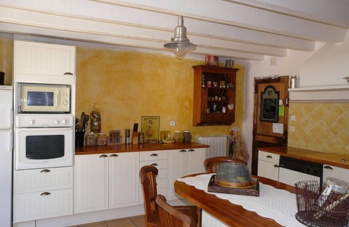 Althen-des-Paluds Villa | Vacation rental house with pool ALTHEN LES PALUDS LS6-71