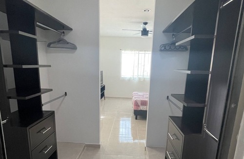 Fraccionamiento Las Americas House | vacation rental full house, brand new home, 3 bedroom,3 full bath, n of merida