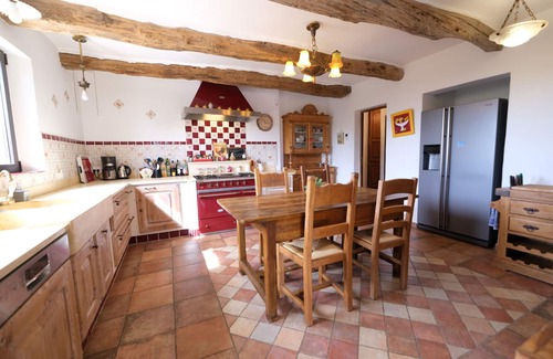 Mouries Villa | Elegant Mas with Heated Pool in the Heart of Alpilles