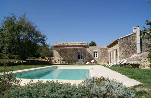 Oppede Villa | Elegant Mas with Heated Pool in the Heart of Luberon