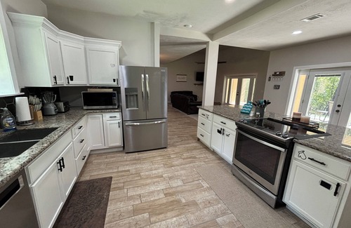 Cape Royale House | Discover Cape Royale: Family-Friendly Lake Livingston Retreat