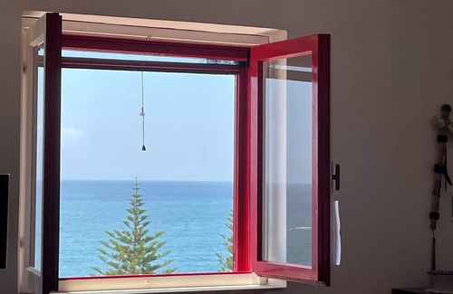 Torre Vado Apartment | Family-Friendly Oceanfront Vacation Rental in Torre Vado