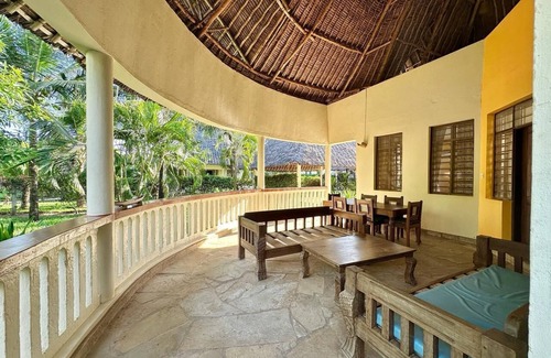 Diani Beach House | Relaxing Kenya Villa with Pool, Ocean Views & Smart TV