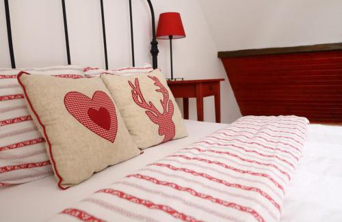 Nagygorbo House | Discover Comfort at Vadlány Vendégház - Rated 9/10