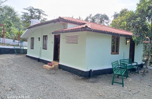 Elappara House | Pet Friendly Retreat at Vagamon Mist Valley – Rated 10/10