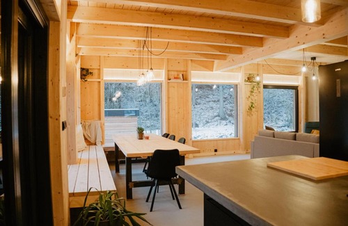 Loucna nad Desnou Ski Chalet | Experience VagusBouda: A 4-Star Pet-Friendly Retreat