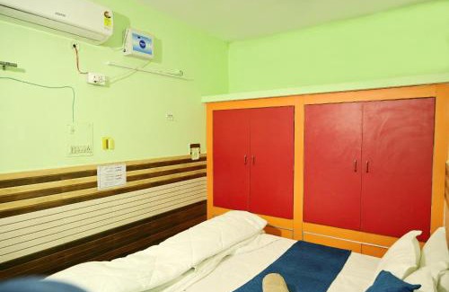 Faizabad House | Guest Rated 10/10 at Vaidehi Home Stay: Family-Friendly Retreat