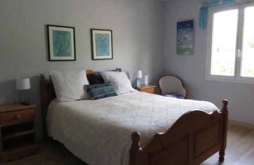Dragey-Ronthon Bed & Breakfast | Oceanfront Vaintan B&B: Guest Rated 9/10 & Family Friendly