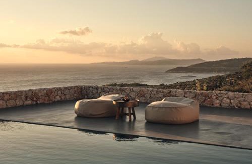 Korithi Villa | Premier Oceanfront Villas with Spa & 9.8/10 Guest Rating