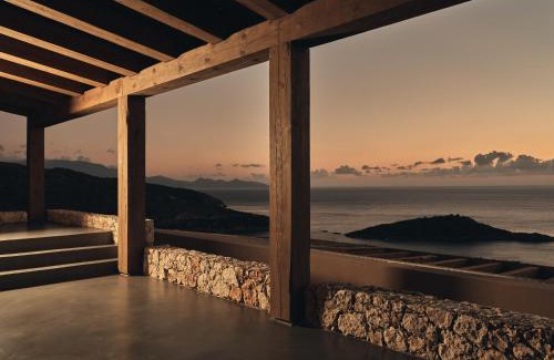 Korithi Villa | Premier Oceanfront Villas with Spa & 9.8/10 Guest Rating