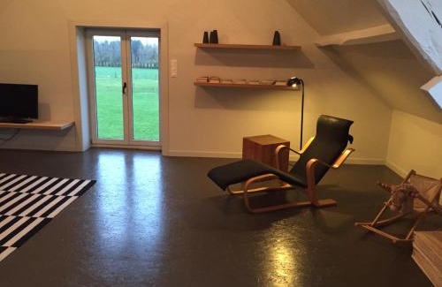 Loenhout Apartment | Pet-Friendly Getaway at Vakantie Appartement De Sneppelhoeve