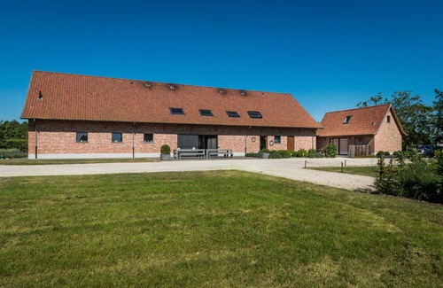 Sint-Gillis-Waas House | Discover Vakantiehoeve Berckelaer: Top-Rated Family Retreat