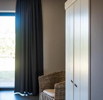 Sint-Gillis-Waas House | Discover Vakantiehoeve Berckelaer: Top-Rated Family Retreat