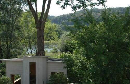 Beilngries House | Family Retreat at Vakantiehuis Altmühltal with Kitchen Access