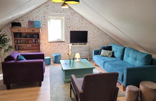 Doornenburg House | Bloom-Inn: A Perfect Family Getaway with Top Ratings