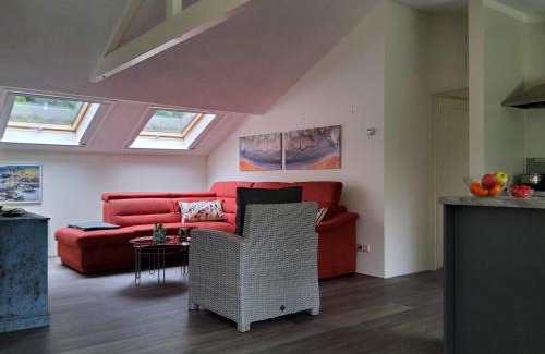Exloo House | Charming Vakantiehuis Dartien: Pet-Friendly Retreat with Great Reviews