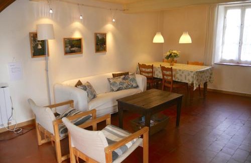 Dun-sur-Grandry House | Oceanfront Haven: vakantiehuis Morvan with Child-Friendly Perks