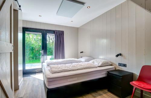 Julianadorp aan zee House | Inviting Vakantiehuis Zee: Family and Pet Friendly Getaway