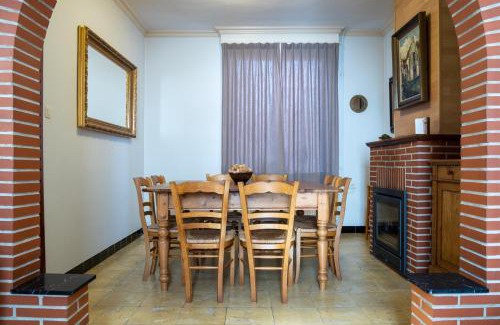 Assebroek House | Cozy Vakantiehuisje Amaryllis: Family-Friendly Retreat