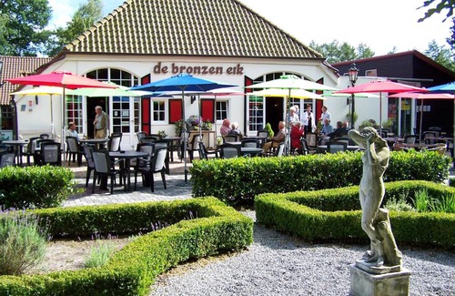 Sellingen Apartment | Pet-Friendly Getaway at Vakantiepark de Bronzen Eik
