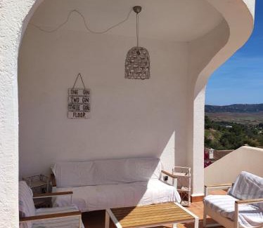 Jalon House | Relaxing CasaLucka4: Private Pool & Mountain Views in Calpe