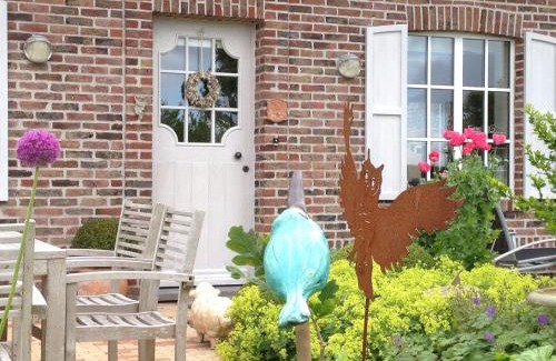 Loker House | Top-Reviewed Child-Friendly Retreat: Vakantiewoning Jérôme