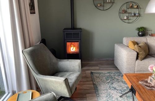 Schenkeldijk Apartment | Discover Vakantiewoning Le Garaazje: Rated 9.6/10, Family-Friendly