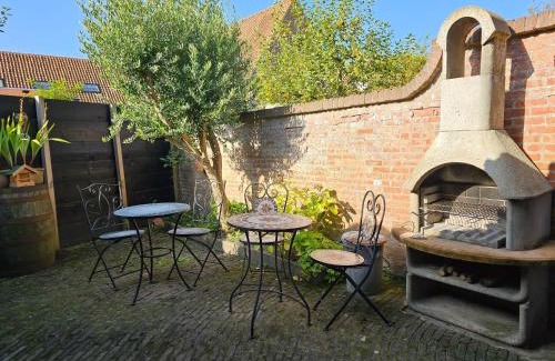 Veere Apartment | Family-Friendly Retreat at Vakantiewoning Veere VE01