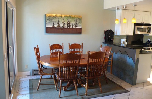 Mammoth Lakes Condo | Val D'Isere: Ski In/Out Condo with Pool & Ocean View
