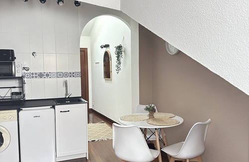 Comillas City Center Apartment | Oceanfront Val de Comillas Apartment with Breakfast Included