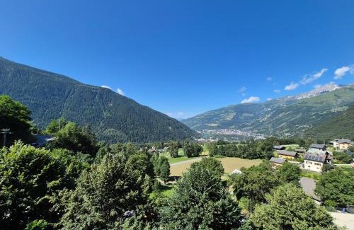Seez Apartment | Inviting Apartment with Balcony in Séez for Families