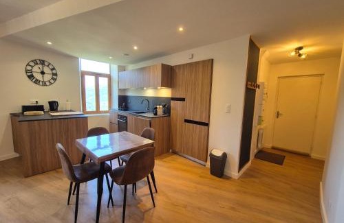 Seez Apartment | Inviting Apartment with Balcony in Séez for Families