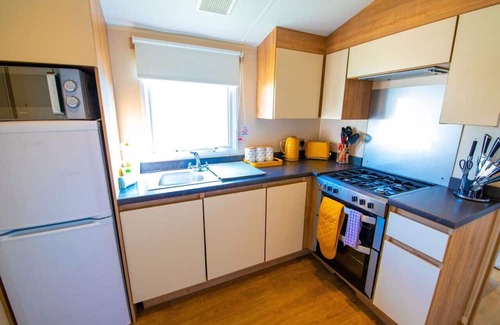 Hastings RV Rental | Family-Friendly Retreat at Coghurst Park - 4B Escape