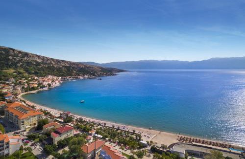 Baska Hotel | Experience Valamar Atrium Baška Residence with Ocean View