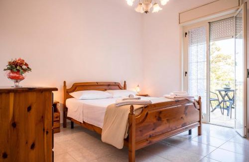 Cammarata House | Valateddi: Guest Rated 9/10, Pet & Child Friendly Stay