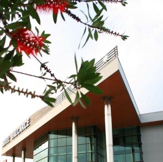 Naron Hotel | Discover Valcarce Ferrol: 4-Star Comfort with Great Amenities