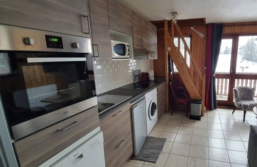 Lanslevillard Apartment | Valcenis Lanslevillard Duplex for 6 with Spectacular Views