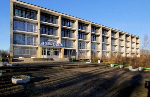 Valday Hotel | Family-Friendly Valday Hotel with Relaxing Hot Tub